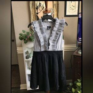 Venus Sz L Black & White Ruffled Pleated Dress Flattering Fit